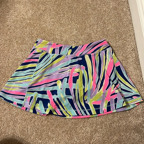 Lilly Pulitzer Skort - Picture 2 of 4